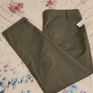 Brand new slouchy chino/cargo pants size 14